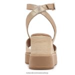 sandalias | sandalia con cuña brynn 60D4P0363 Naturalizer mujer cuero dorado suave - Imagen 6